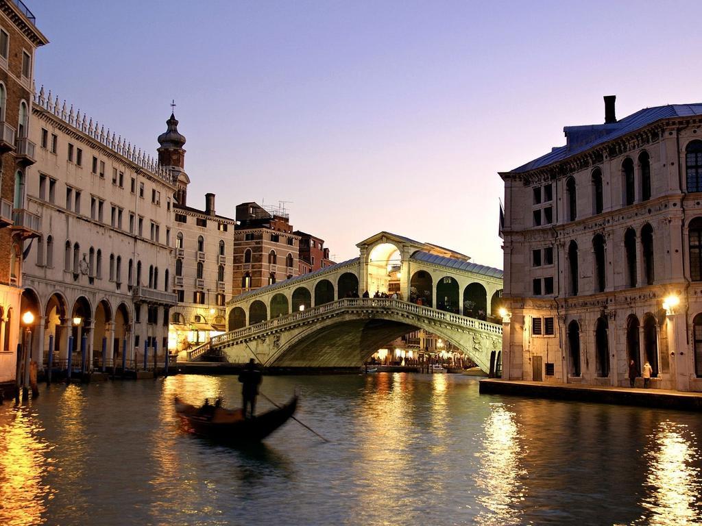 Ai Boteri Vandrehjem Venedig Eksteriør billede